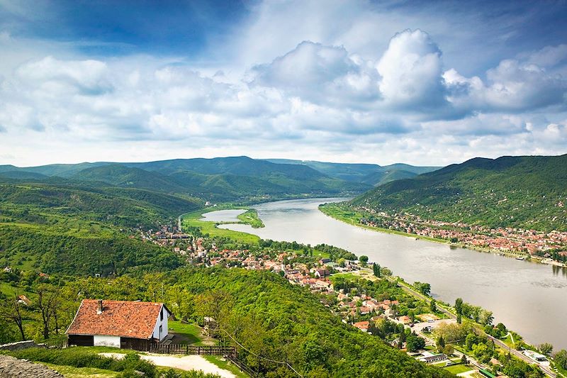 Visegrád et le Danube - Comitat de Pest - Hongrie
