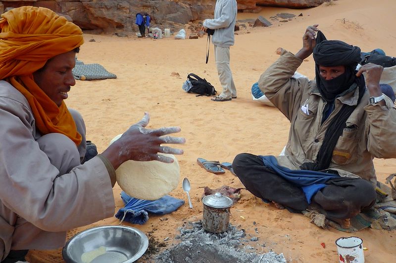 Touareg dans le Tassili n'Ajjer - Algérie