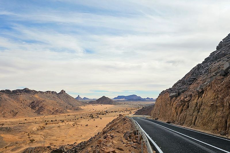 Entre Illizi et Ihrir - Parc National du Tassili N'Ajjer - Algérie