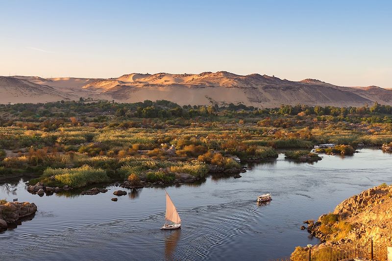 Le long du Nil - Assouan - Égypte