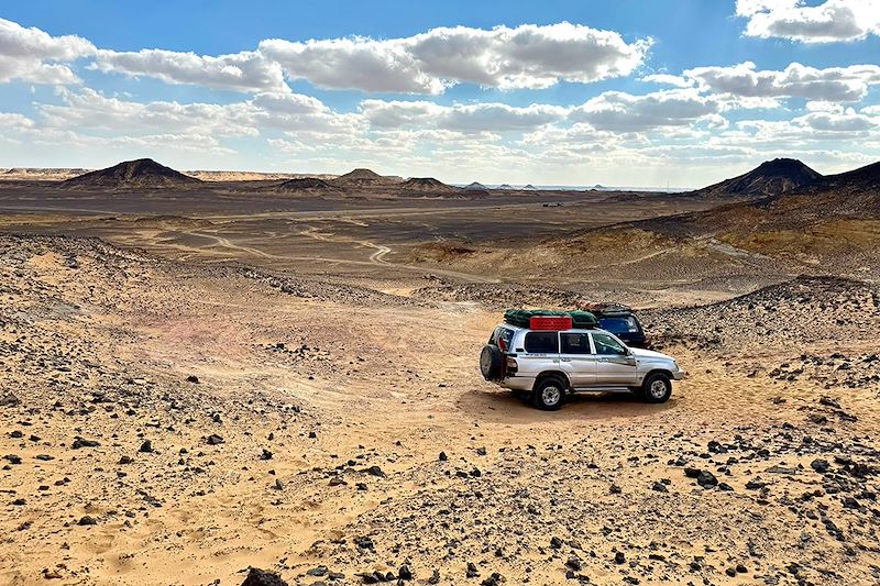 4x4 dans le Désert noir - Égypte
