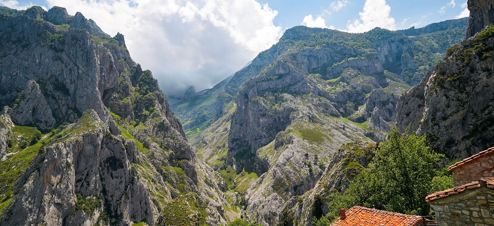 Panoramas des Pics d'Europe (A/R en train)