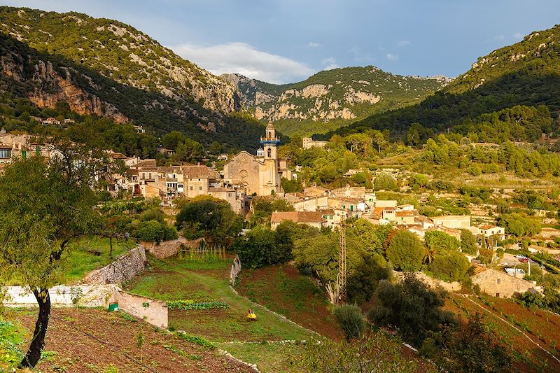 Vue sur le village de Valldemossa - Serra de Tramuntana - Majorque - Baléares