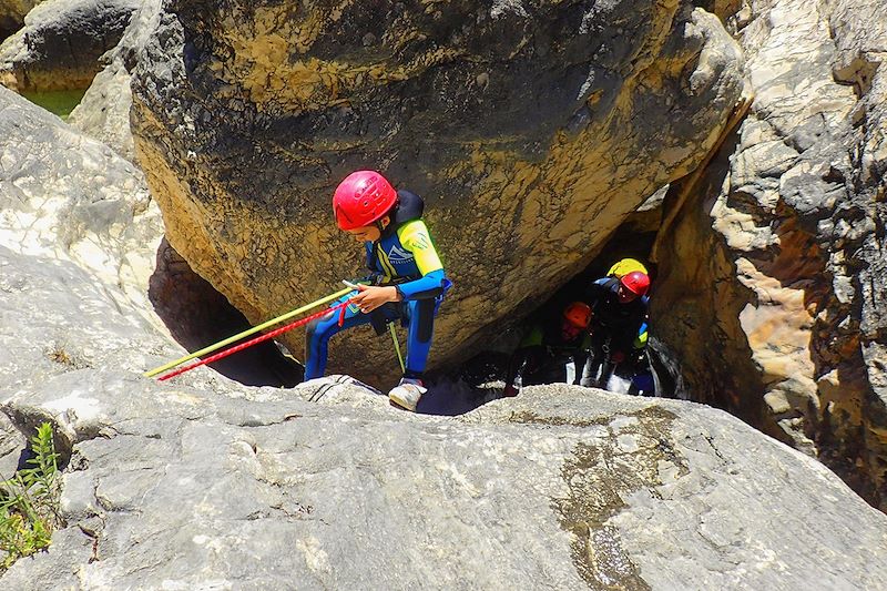 Les petits canyonistes de Sierra de Guara 