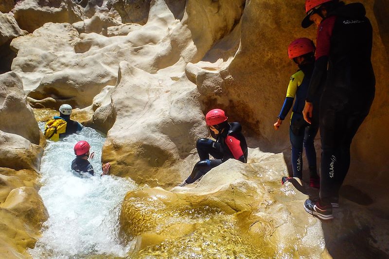 Les petits canyonistes de Sierra de Guara 