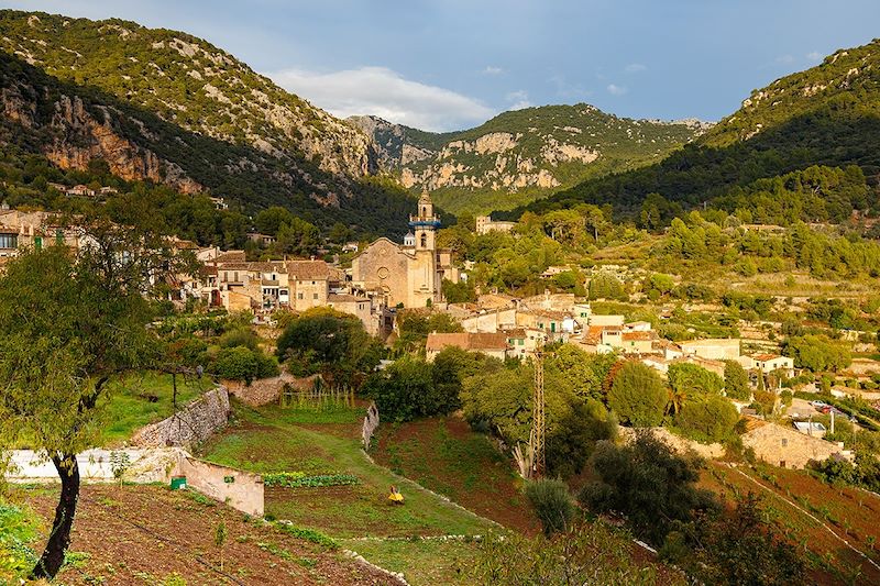 Vue sur le village de Valldemossa - Serra de Tramuntana - Majorque - Baléares