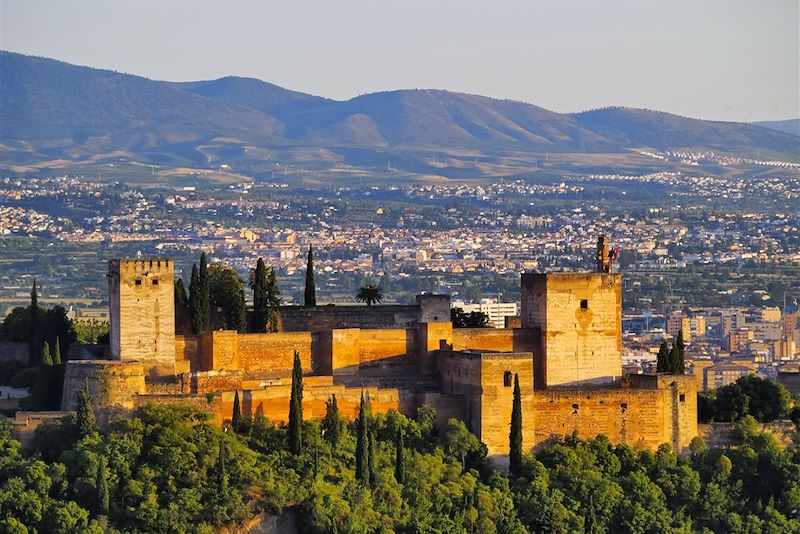 Retraite bien-être en Andalousie, de Séville à Grenade entre visites, découvertes, yoga et détente aux bains Arabes. 