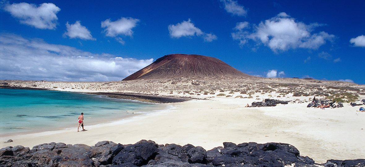 Douceur climatique, confort et balades faciles à l'est des Canaries.Vol direct de Beauvais.Tarif imbattable !