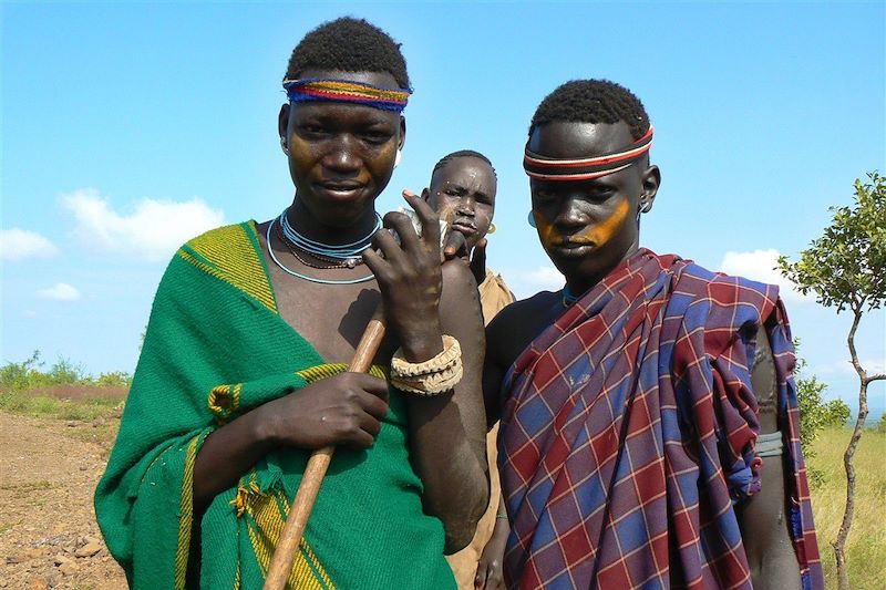 Hommes Tsemays - Vallée de l'Omo - Éthiopie