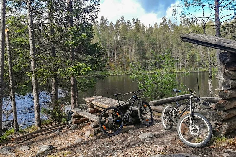 VTT dans le parc National de Hossa - Laponie - Finlande