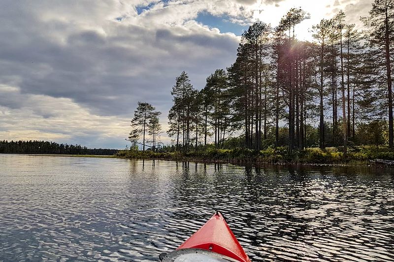 Canoë dans le Parc National de Hossa - Laponie - Finlande