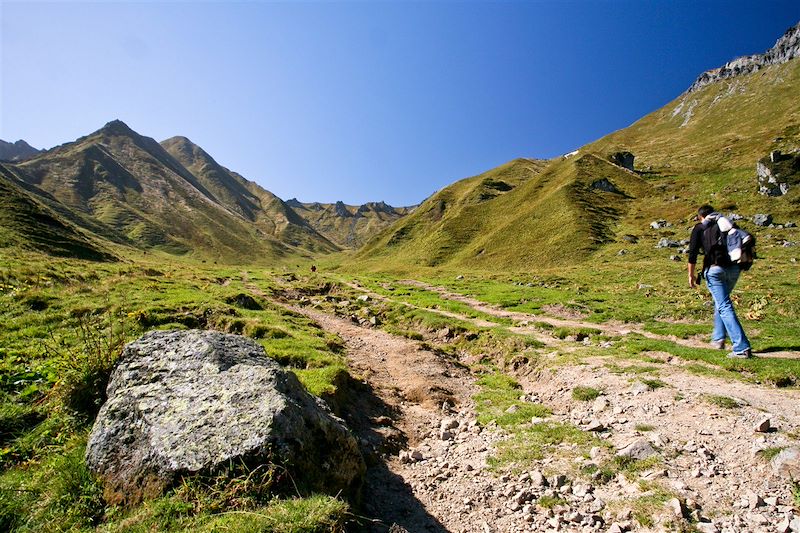 Pays d’Auvergne : entre lacs et volcans