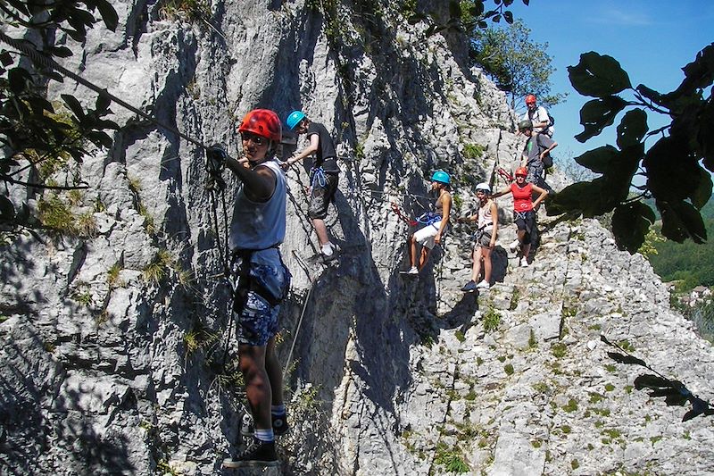 Aventure en famille dans le Haut-Jura !