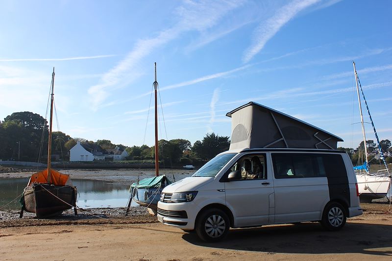 En camper van en Bretagne - France