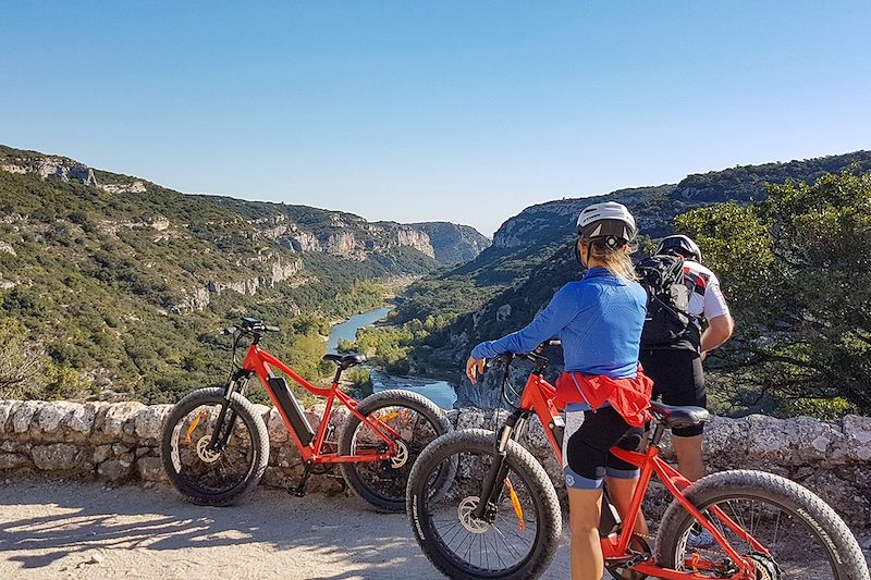 Fat bike en famille au pont du Gard