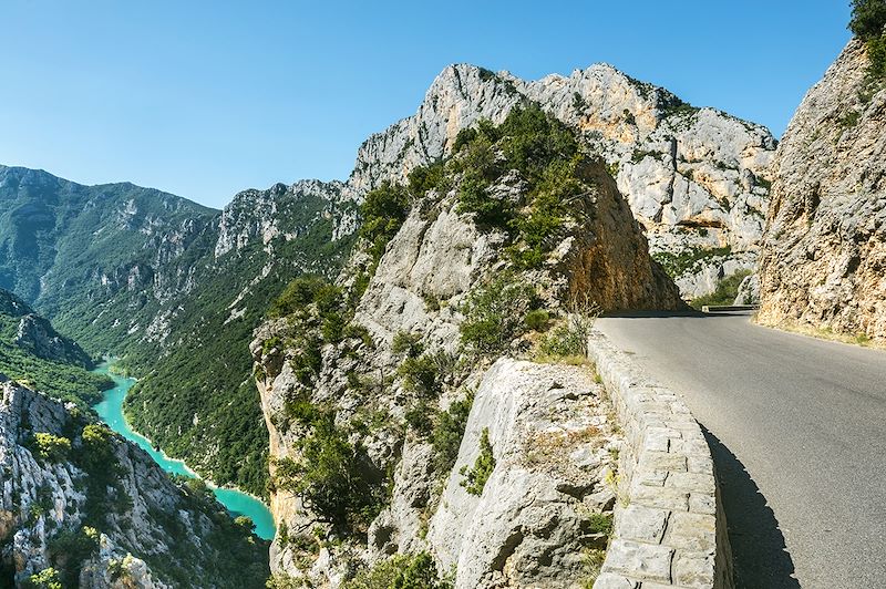 Sur la route dans les Gorges du Verdon - France