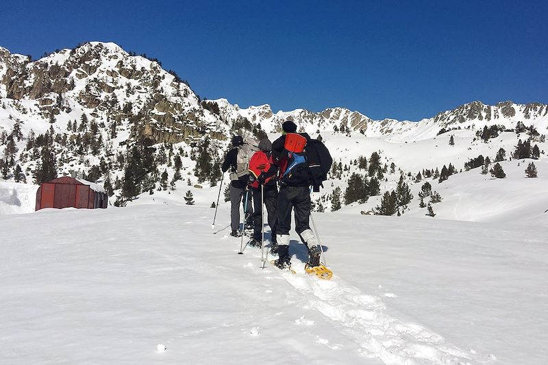 Raquettes balnéo dans le massif du Néouvielle