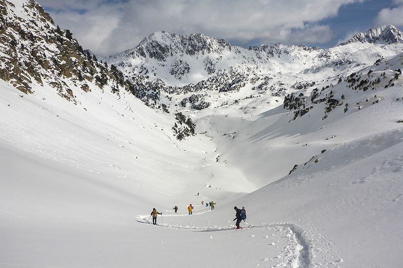 Raquettes balnéo dans le massif du Néouvielle