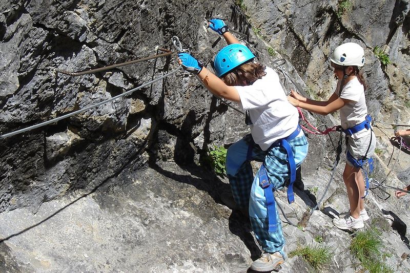 Via ferrata en famille - France