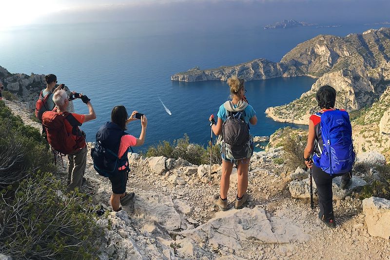 Rando et yoga au cœur des Calanques ! 