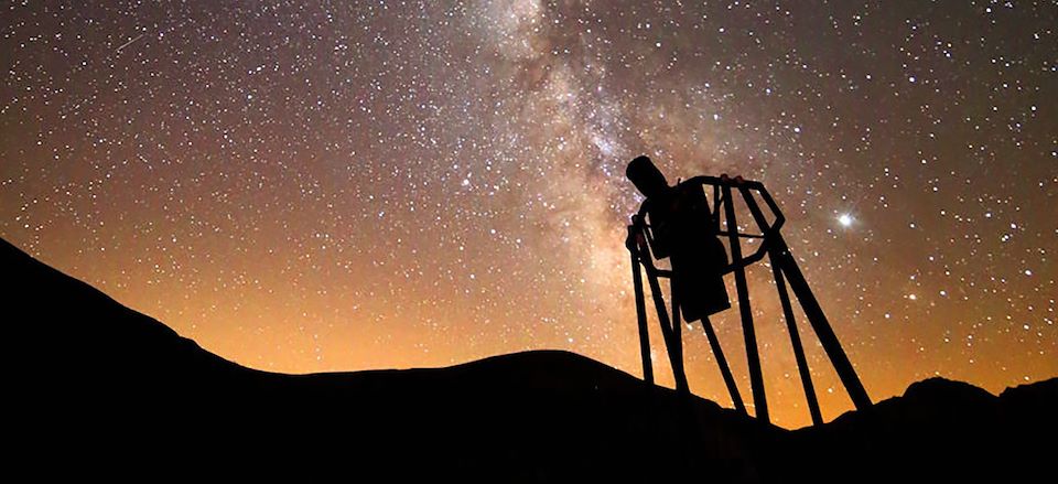 Randonnées et séances d'observation des étoiles pour petits et grands lors d'un séjour astronomie dans les Alpes du Sud !