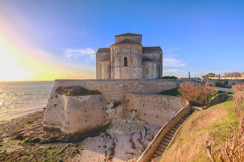 Église Sainte-Radegonde - Talmont-sur-Gironde - Charente-Maritime - France