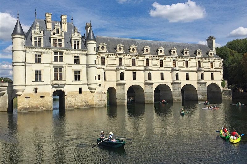 Kayak près du Château de Chenonceau - Chenonceaux - France