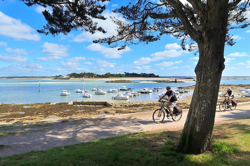 Cyclistes au Croisic - France