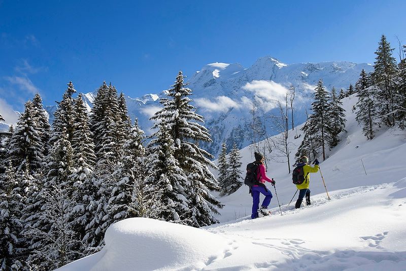 En raquettes aux Contamines-Montjoie - France