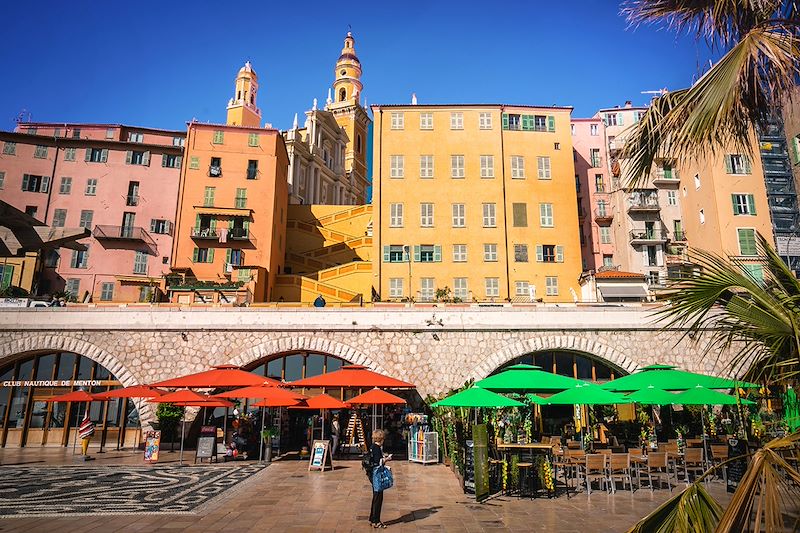Esplanade des Sablettes et Rampes Saint-Michel à Menton - Provence-Alpes-Côte d'Azur - France