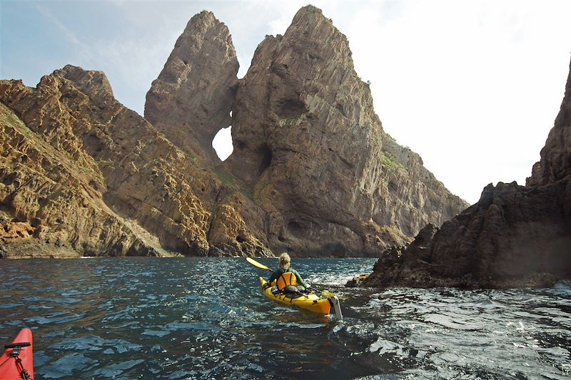 Les criques cachées de l'île de Beauté 