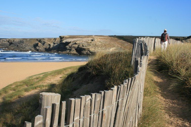 De Sauzon à Locmaria, découverte à pied et en étoile de l’île bretonne la plus mythique, sur le GR 340