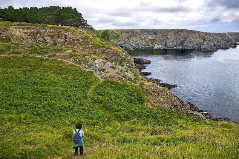 De Sauzon à Locmaria, découverte à pied et en étoile de l’île bretonne la plus mythique, sur le GR 340