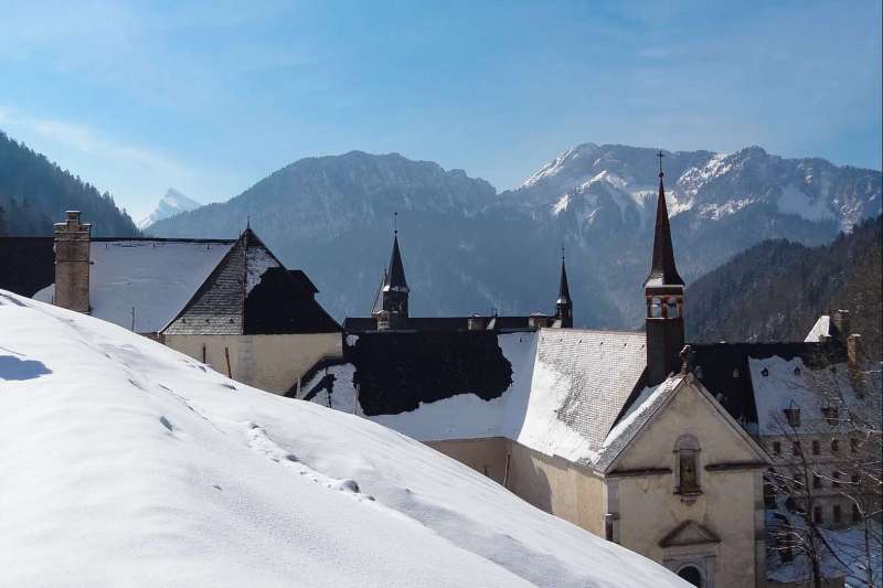 Rando Raquettes Alpes Tour de Chartreuse à raquette en gîte d'étape