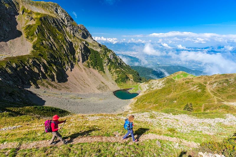 Un séjour en étoile alliant confort et immersion au cœur des lacs et cimes du massif alpin
