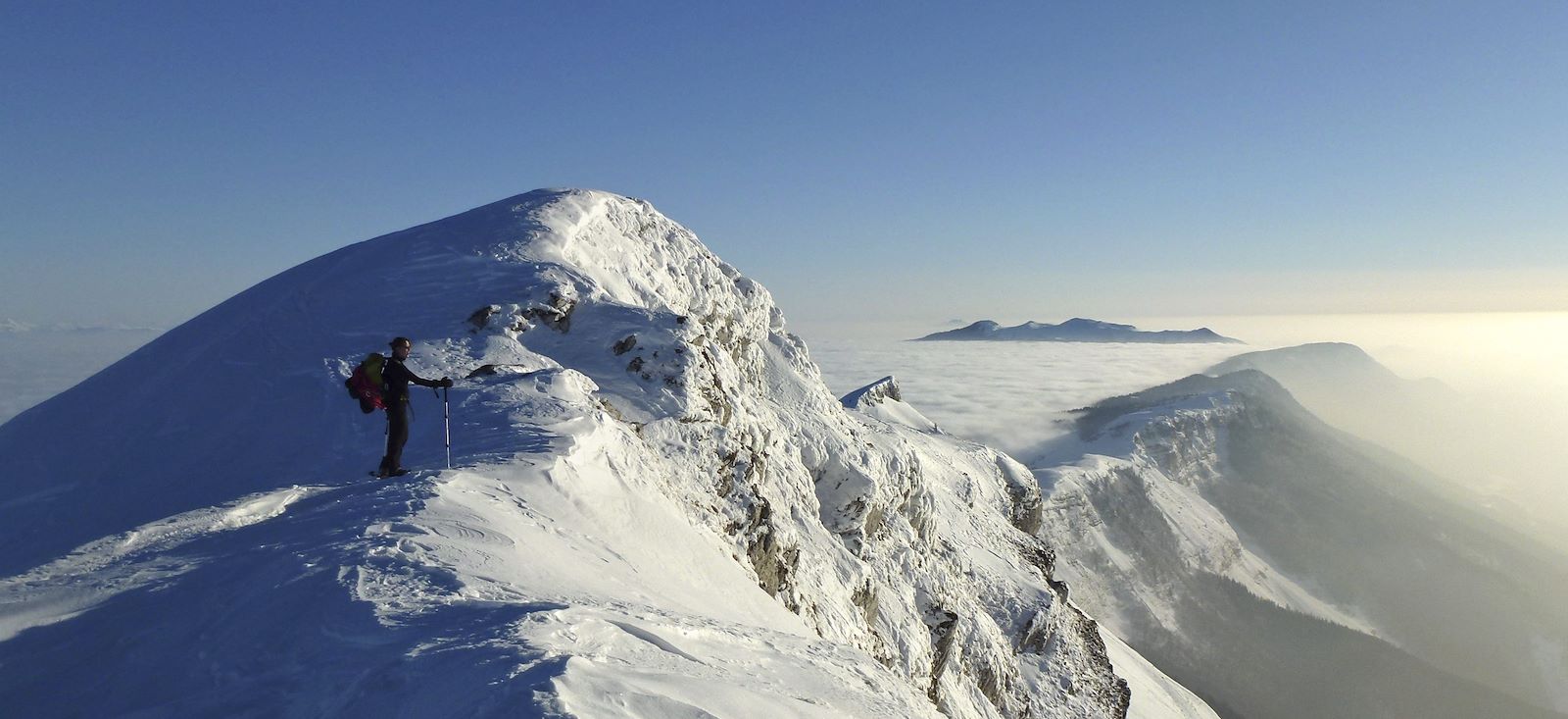 Voyage à la neige : France : Traversée du Jura franco-suisse