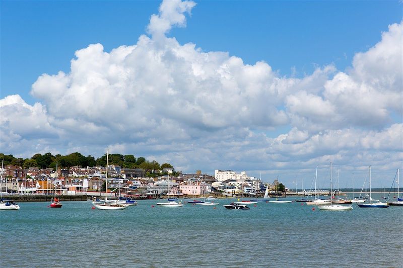 Port de Cowes - Isle of Wight - Angleterre - Royaume-Uni