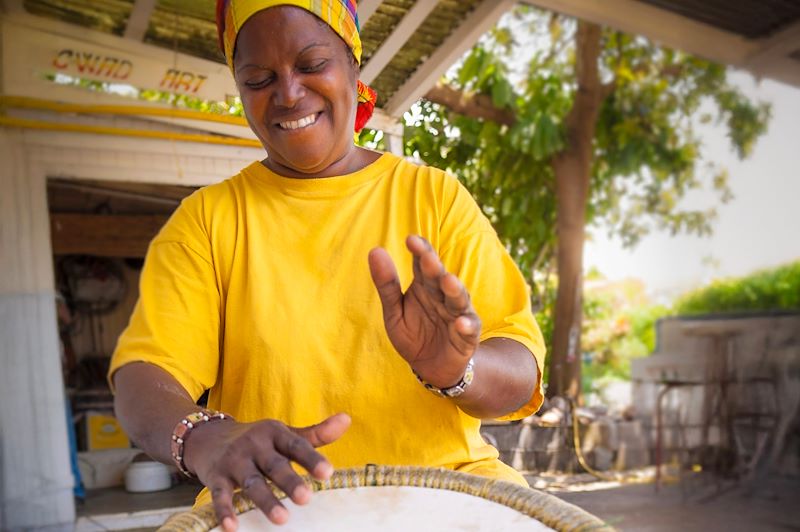 La Guadeloupe dédiée aux personnes à mobilité réduite, un autotour entre plages aménagées, culture créole et nature tropicale