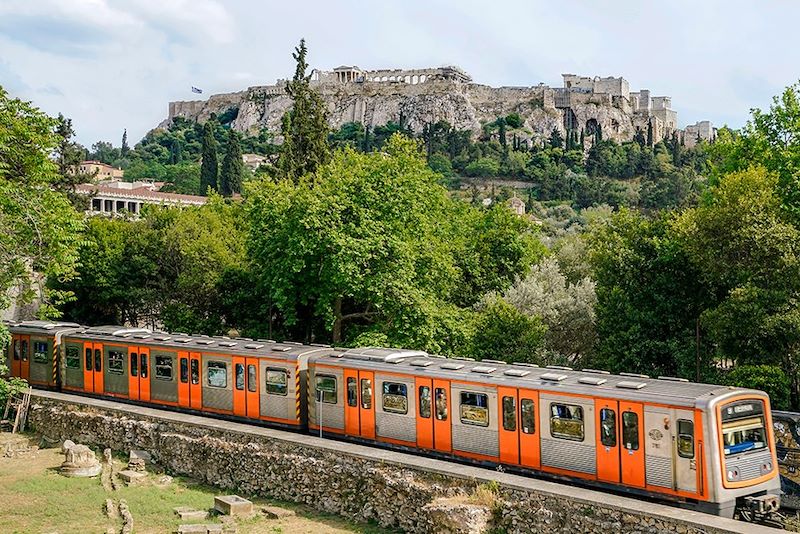 Train à Monastiraki - Athènes - Grèce