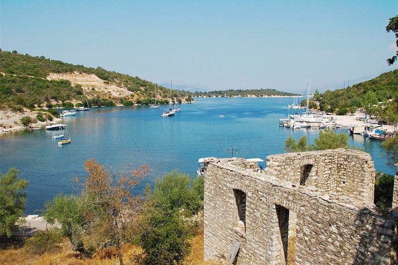 Baie d'Atherinos - Île de Meganisi - Grèce