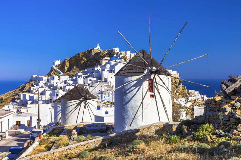 Voyage à Sifnos et Serifos : découverte de deux petits paradis insulaires restés sauvages et authentiques.