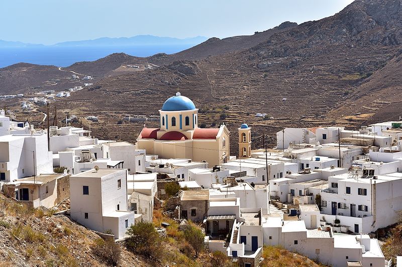 Vue sur la ville de Chora - Île de Serifos - Cyclades - Grèce