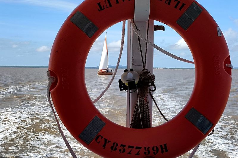 En catamaran vers les Iles du Salut- Guyane