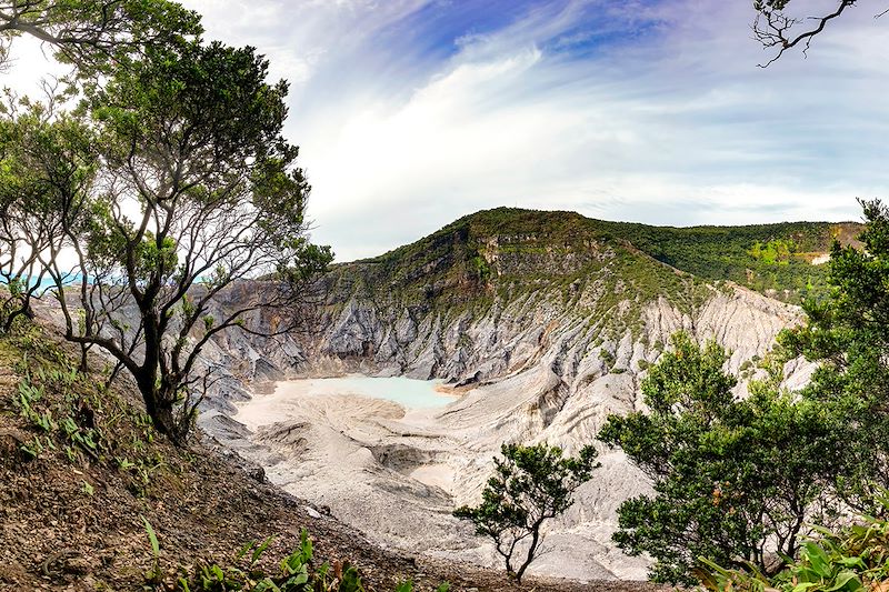 Volcan Tangkuban Parahu - Île de Java - Indonésie