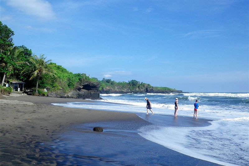 Plage près de Tanah Lot - Bali - Indonésie 