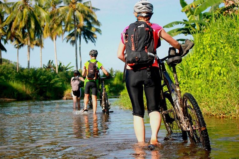 Randonnée à VTT de Java à Bali - Indonésie