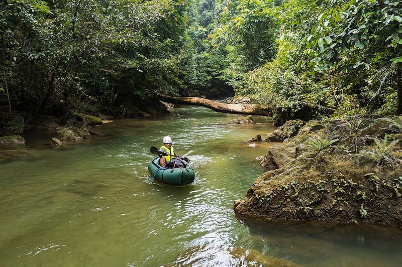 Packraft au Sulawesi - Indonésie