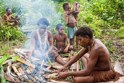 voyage Chez les Papou Korowaï 