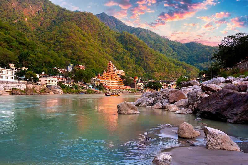 Circuit multiactivité en Uttarakhand : sources du Gange et découverte du Taj Mahal, randonnées, rafting, safari, yoga, immersion 