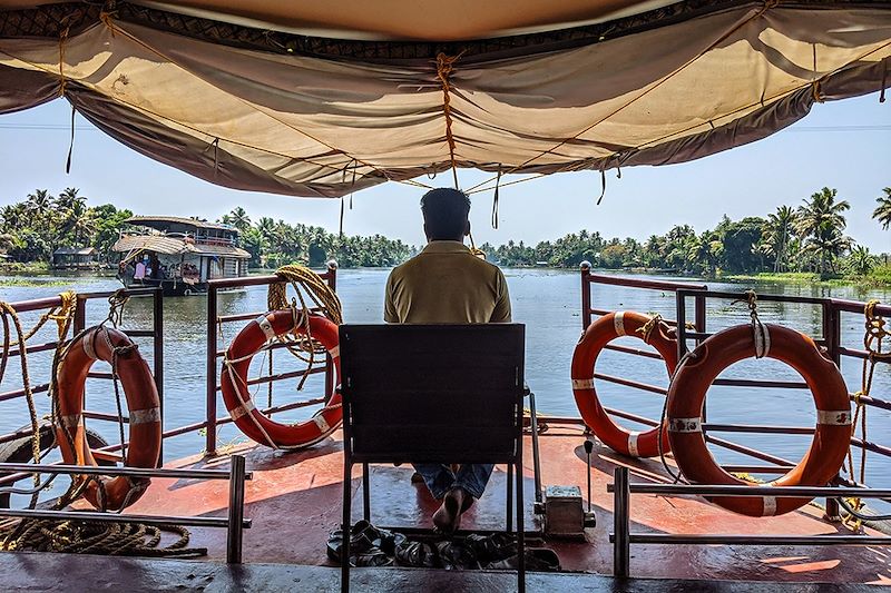Croisière en kettuvallam dans les backwaters du Kerala - Inde